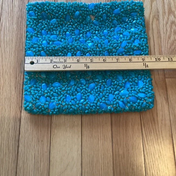 Banana Republic beaded fold over zippered clutch - Picture 8 of 9